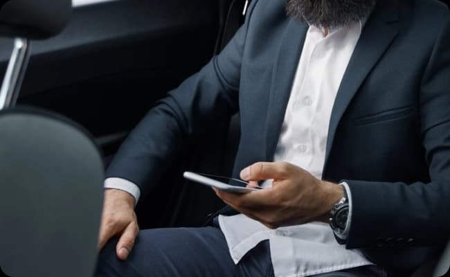 Car Near Airport Car Near Airport