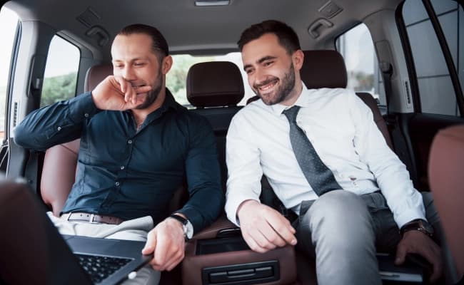 Traveling with Us Traveling with Us